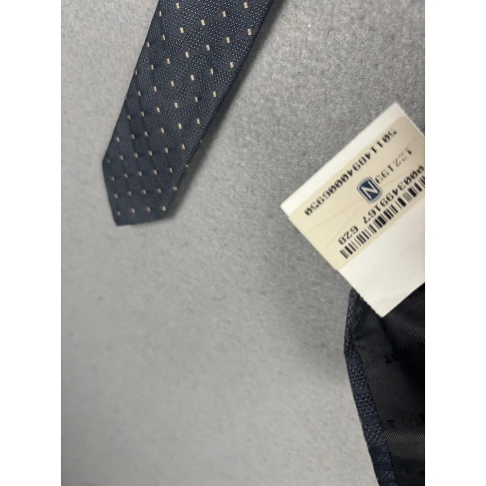 Hart Schaffner Marx brand hart